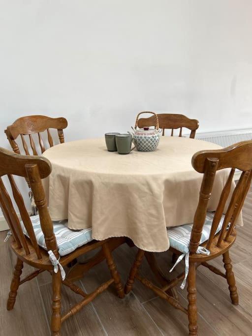 The Parlour Cottage Galway Extérieur photo
