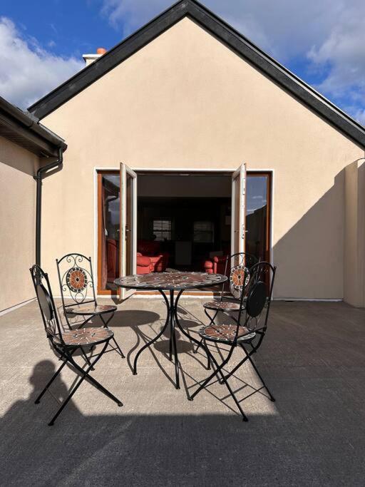 The Parlour Cottage Galway Extérieur photo